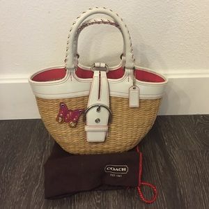 ❤️AUTH Coach straw Legacy Basket Tote